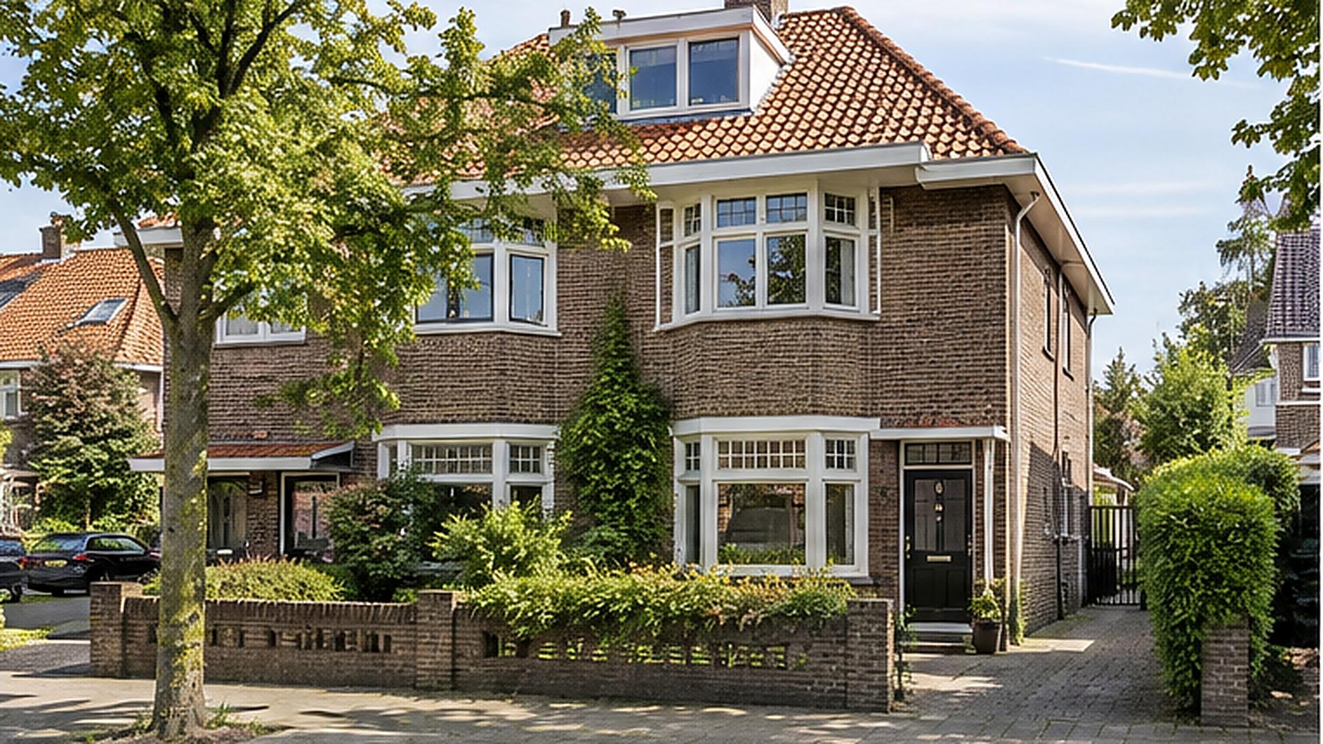 Voorgevel van Meeuwerderweg 156 in Groningen